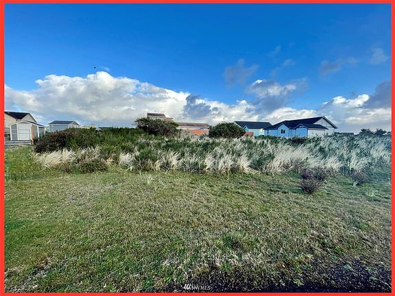 Situated in a cul de sac off the beaten path>