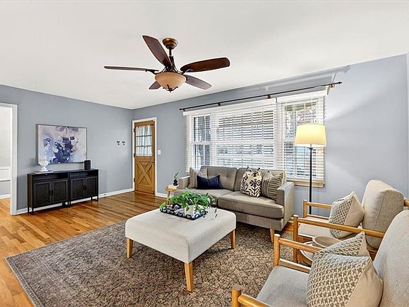 4th image of 5543 Roeland Dr