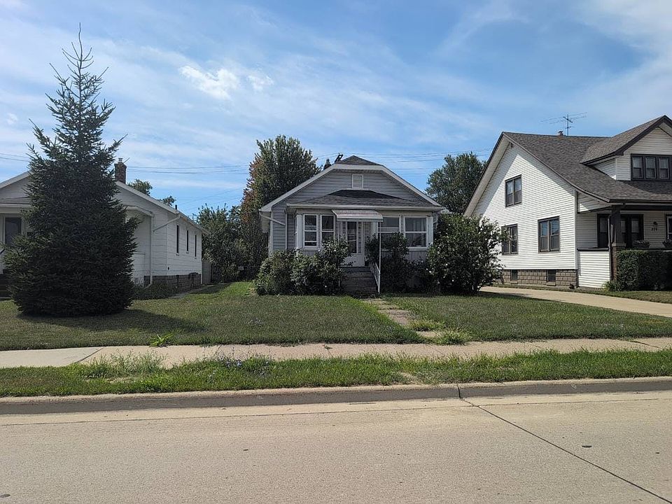 1st image of 375 Cass Ave
