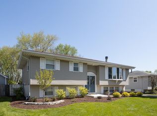 547 205th Pl, Dyer, IN 46311
