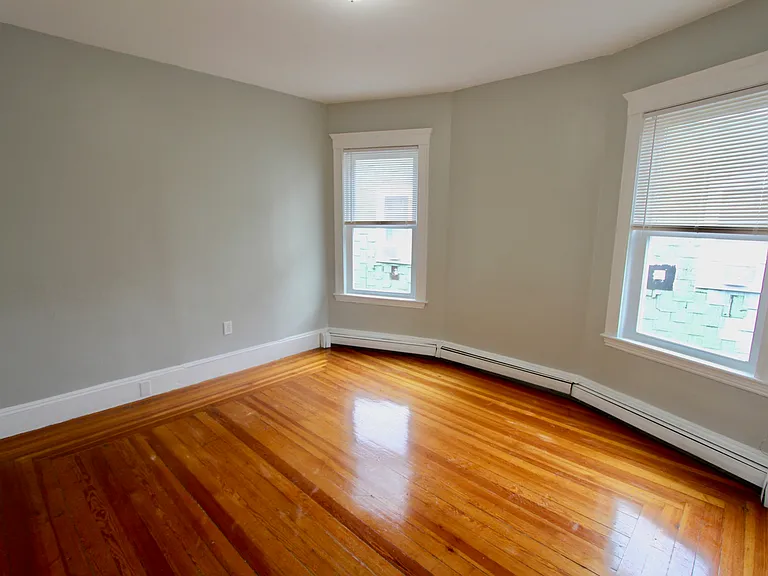 15 Elder St #2A — Photo 8