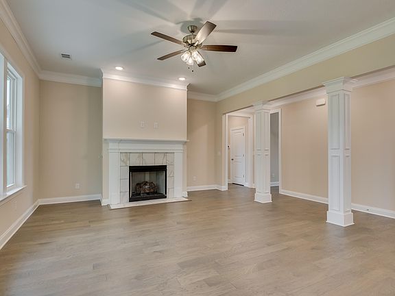 3rd image of 889 Lillian Park Drive #LP153
