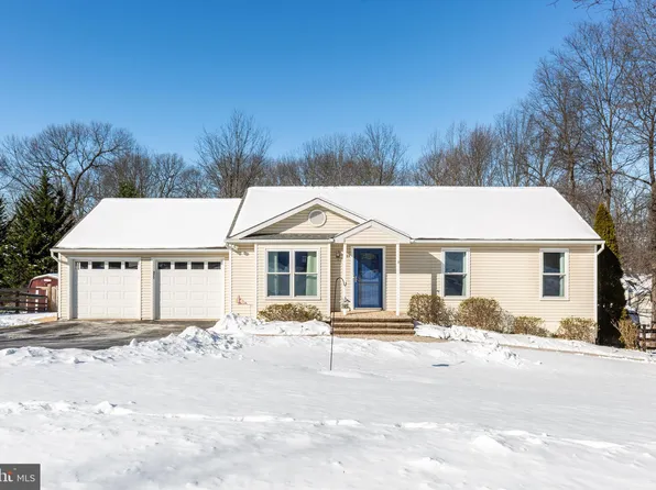 1104 Midvale Ave, Mount Airy, MD 21771