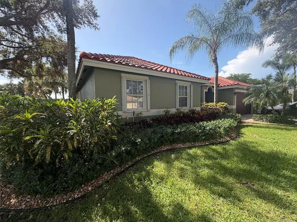 6305 NW 43rd Terrace, Coconut Creek, FL 33073