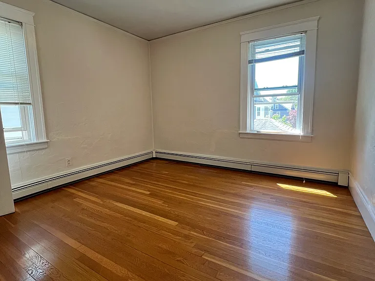 156 Narragansett St #2 — Photo 14