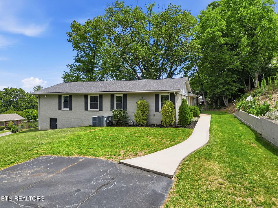 1st image of 604 Weldon Dr