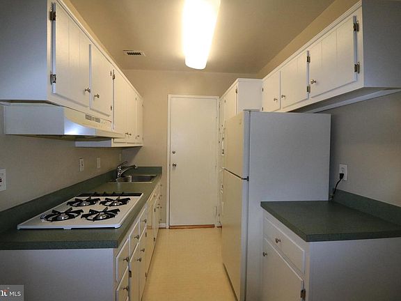 4th image of 10500 Rockville Pike Unit 303
