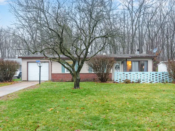 2913 Sonora St, Kalamazoo, MI 49004