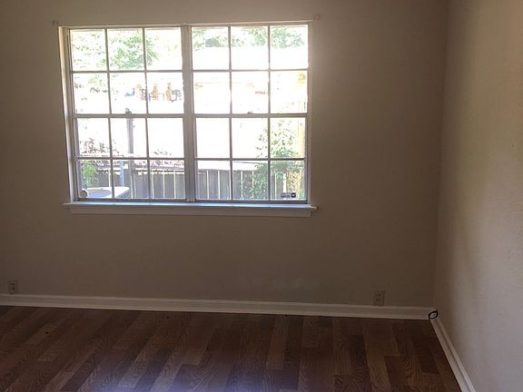 5th image of 2324 S Magnolia Dr