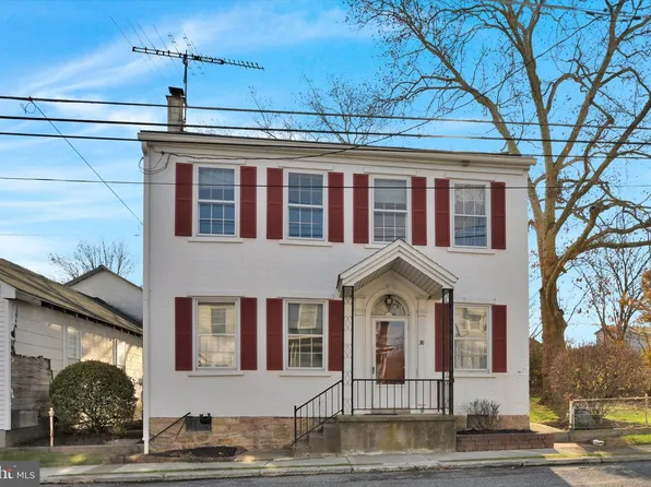 38 Main St, Bethel, PA 19507