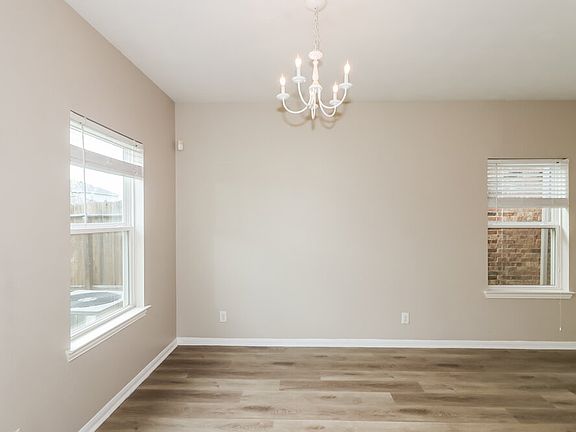5th image of 8119 Almera Falls Dr