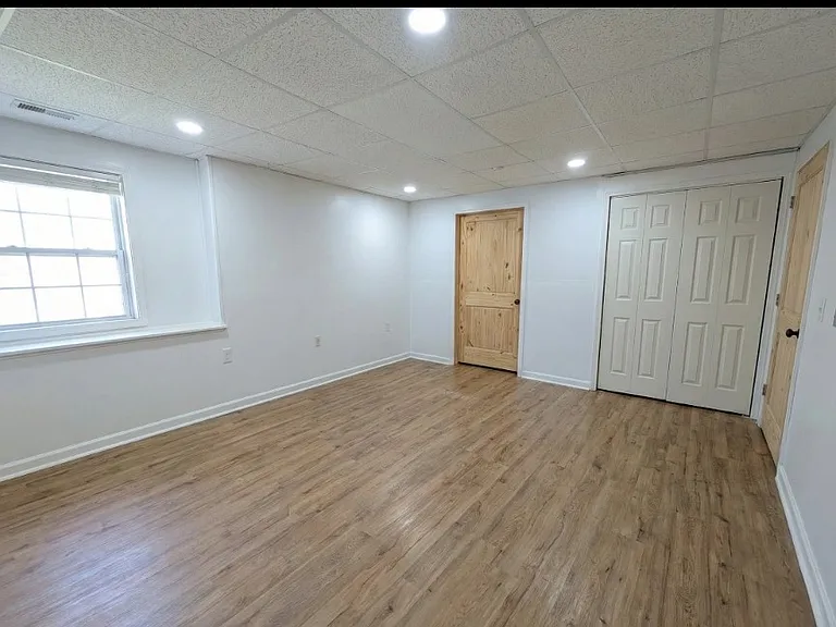 344 Creekview Dr — Photo 23