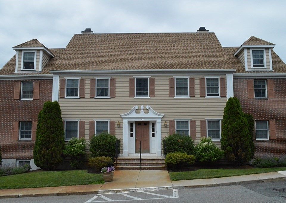 1st image of 10 Weatherly Dr Unit 5