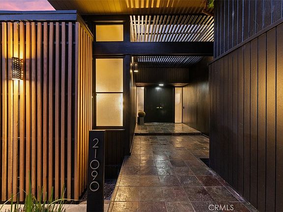 4th image of 21090 Rios St