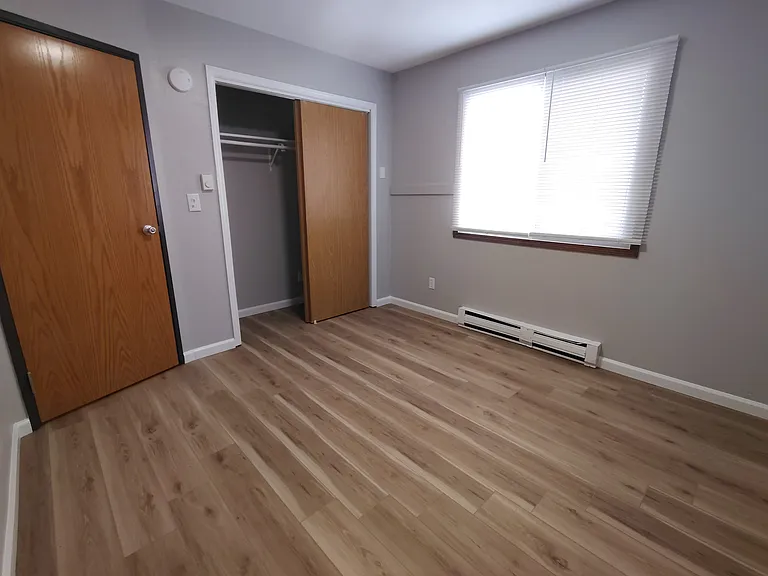 6078 Boxwood Dr #3 — Photo 4