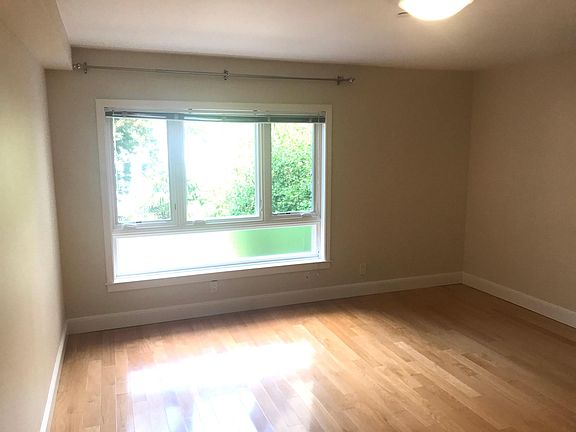 4th image of 1456 Page St APT B