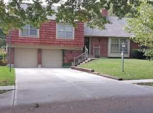 10424 Askew Ave, Kansas City, MO 64137