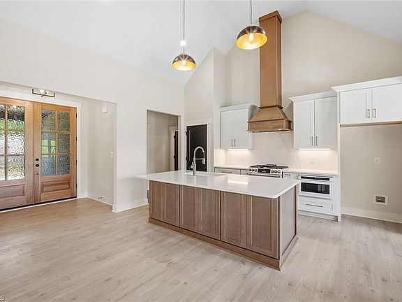 4th image of 122 Channy Ln