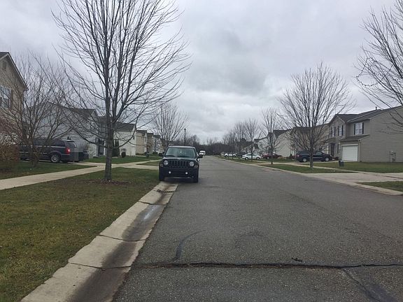 4th image of 7468 Peregrine Ln