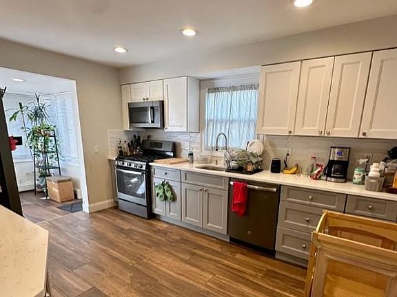 What a beautiful and modern kitchen