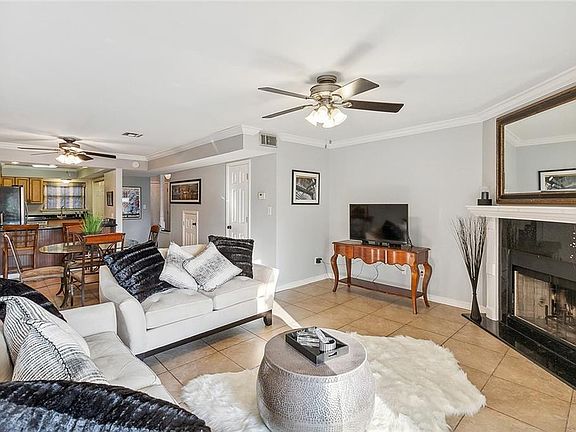 4th image of 204 Marina Dr #B4