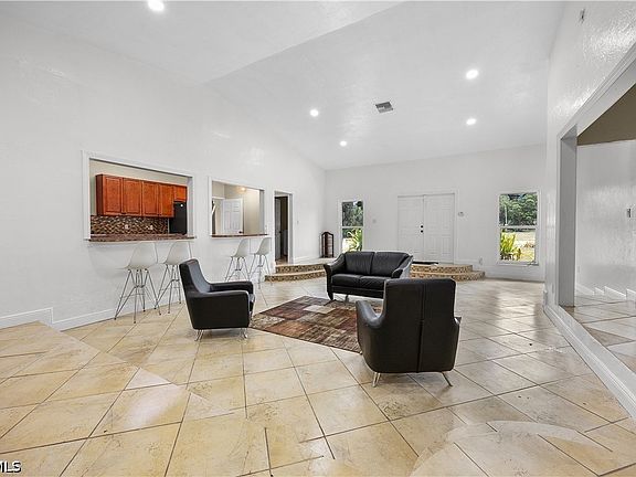3rd image of 7823 Marx Dr