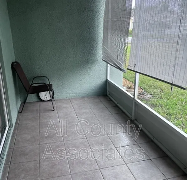12147 Putter Green Ct — Photo 7