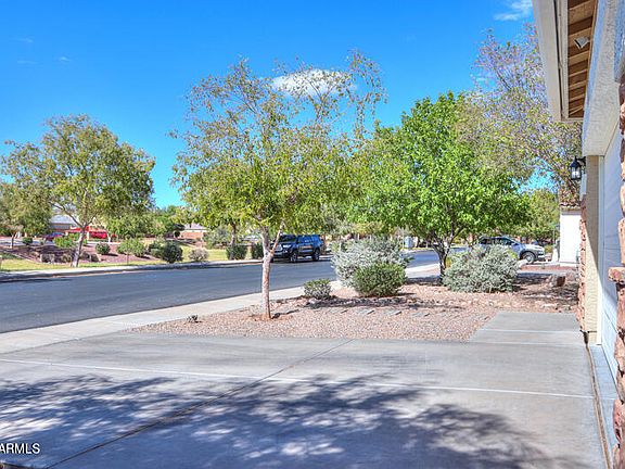 5th image of 3112 N SANDY Lane