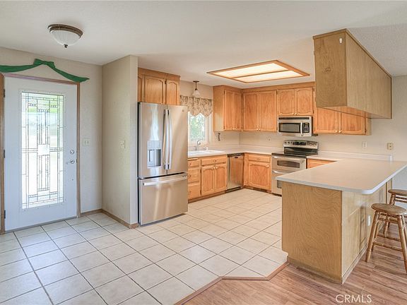 5th image of 9 Chaparral Dr