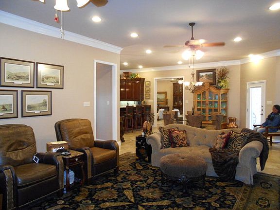 4th image of 23 La Promesa Cir