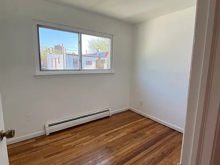 685 Jerome St #2 — Photo 12