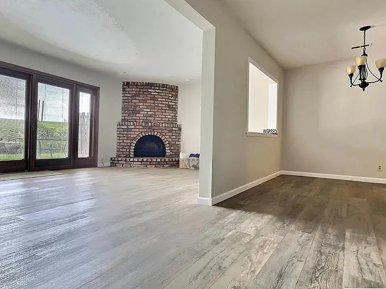 2908 S 59th St — Photo 1