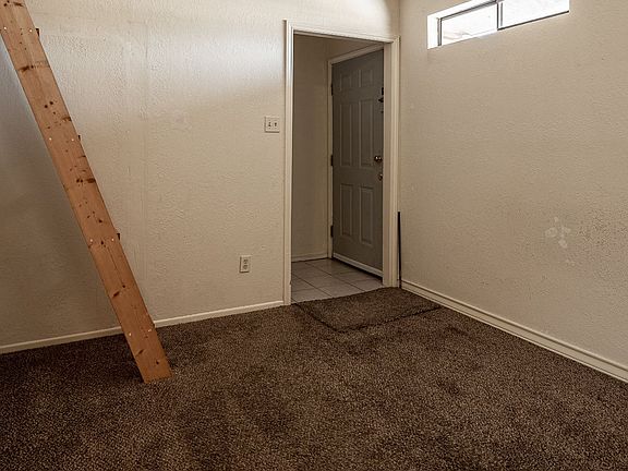 3rd image of 212-214 Miller Dr