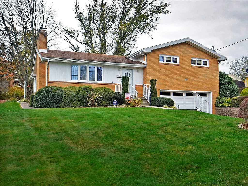 103 Manchester Dr photo 1