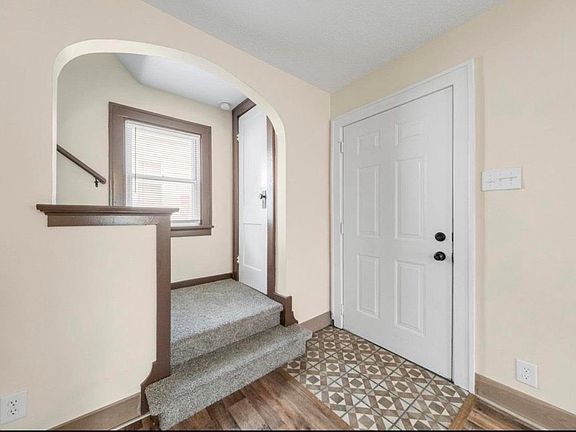 2nd image of 3314 Felician St