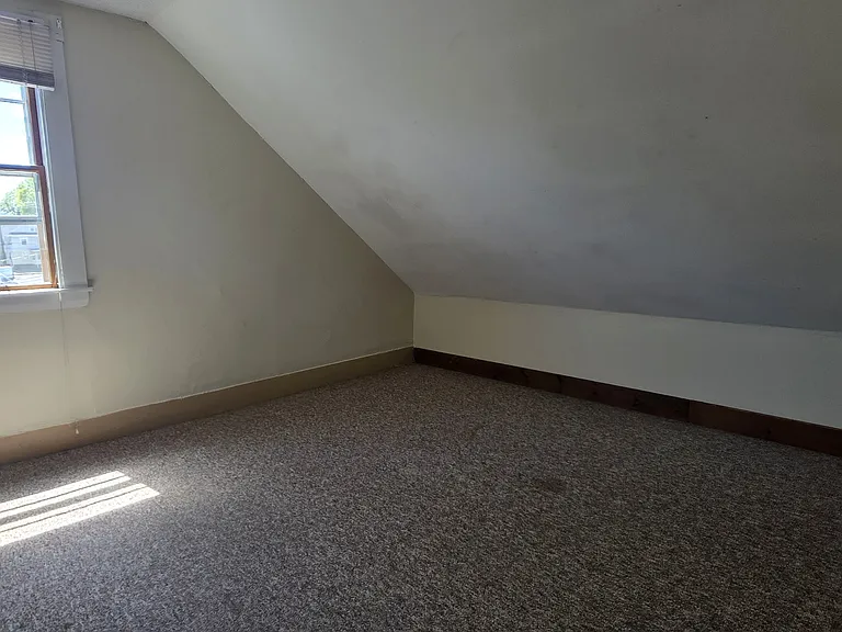 23-25 Clinton St #2 — Photo 7