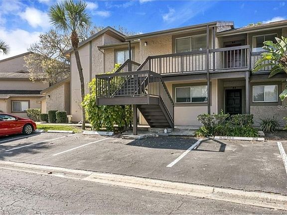 3rd image of 6340 Newtown Cir APT B1