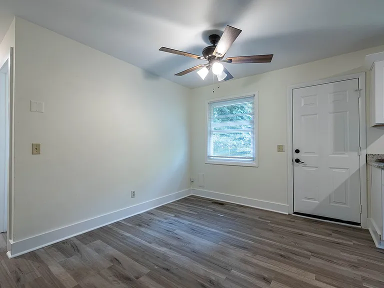 123 Pecan St — Photo 11