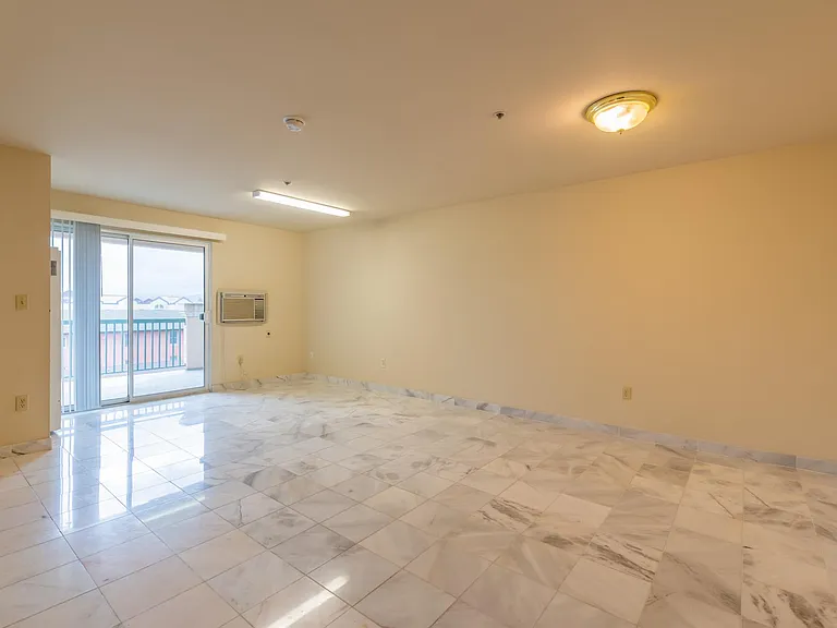 2175 California St #400 — Photo 1