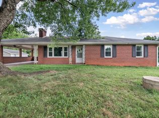 657 Swan Rd, Pamplin, VA 23958