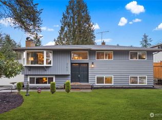 21417 Meridian Dr SE, Bothell, WA 98021