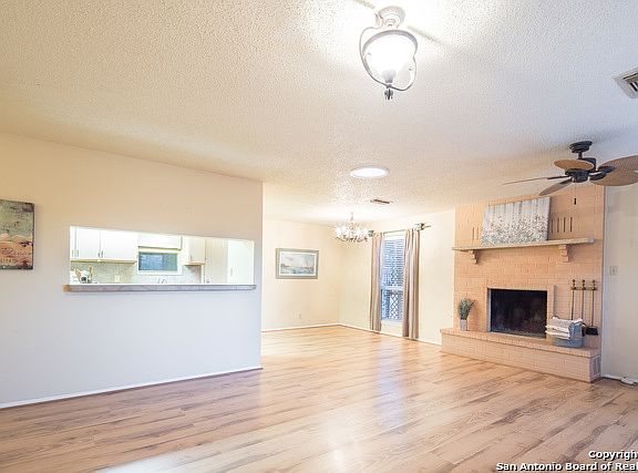 2nd image of 679 Irene Dr