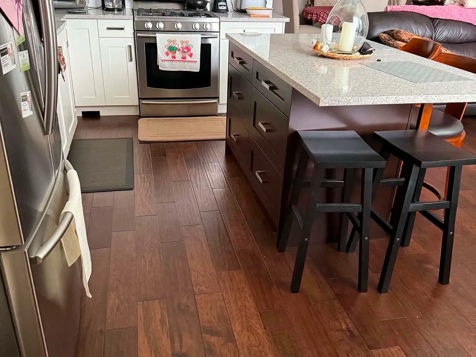 4 bed, 2200 sqft, $3,500 — Photo 2