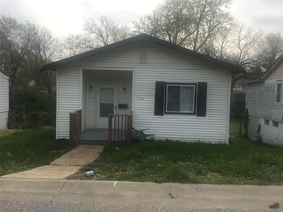 1st image of 2918 Hammond Ave