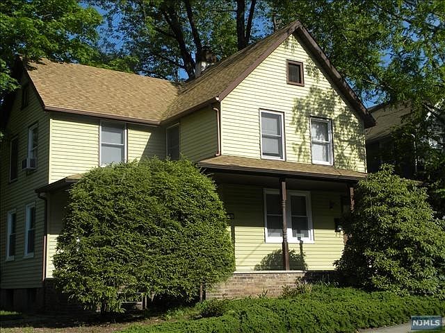 1st image of 139 Prospect St