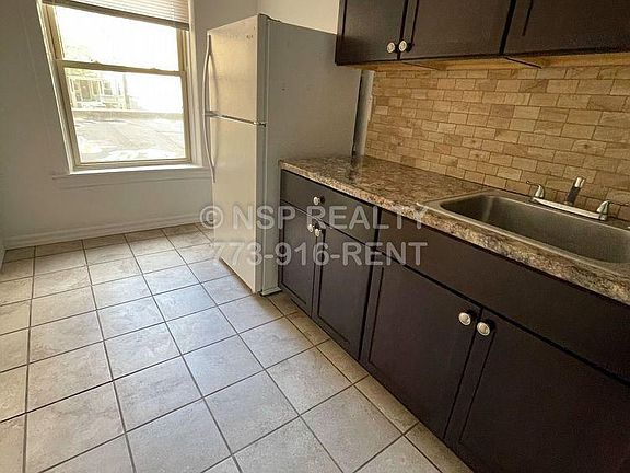 3rd image of 6345 N Magnolia Ave #1H