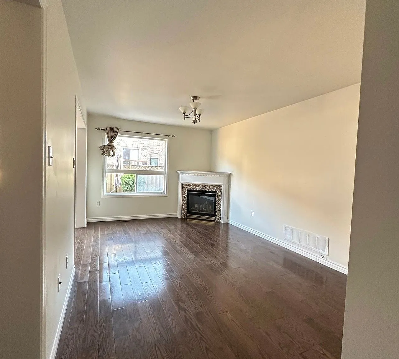 3 bed, $3,500 — Photo 3