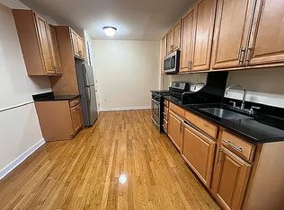 1208 43rd St #3D, Brooklyn, NY 11219