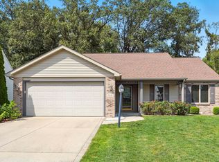 144 W Tidewater Trl, Columbia City, IN 46725