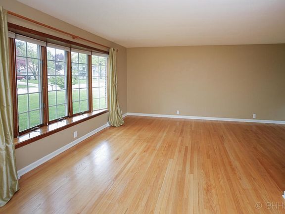 2820 tattersall road-104